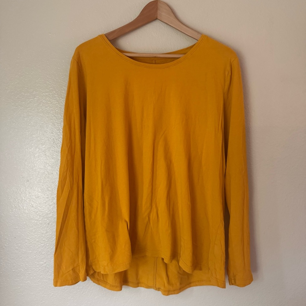 Duluth Trading Co Mustard Long Sleeve Top